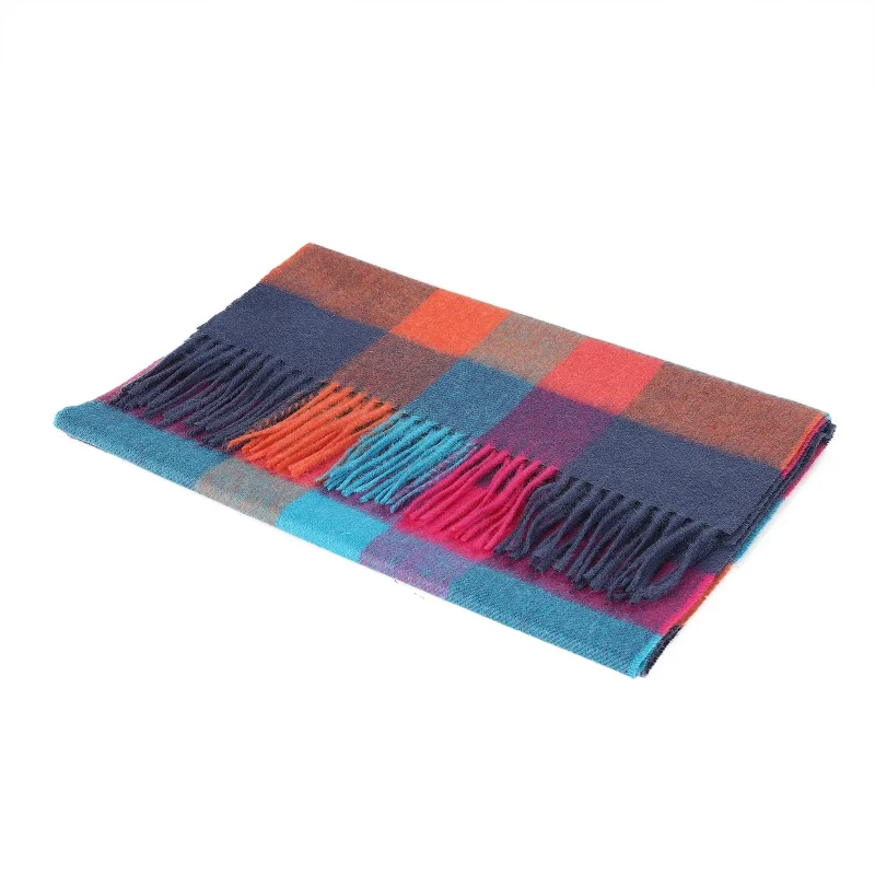 100 lambswool wide jazz check scarf