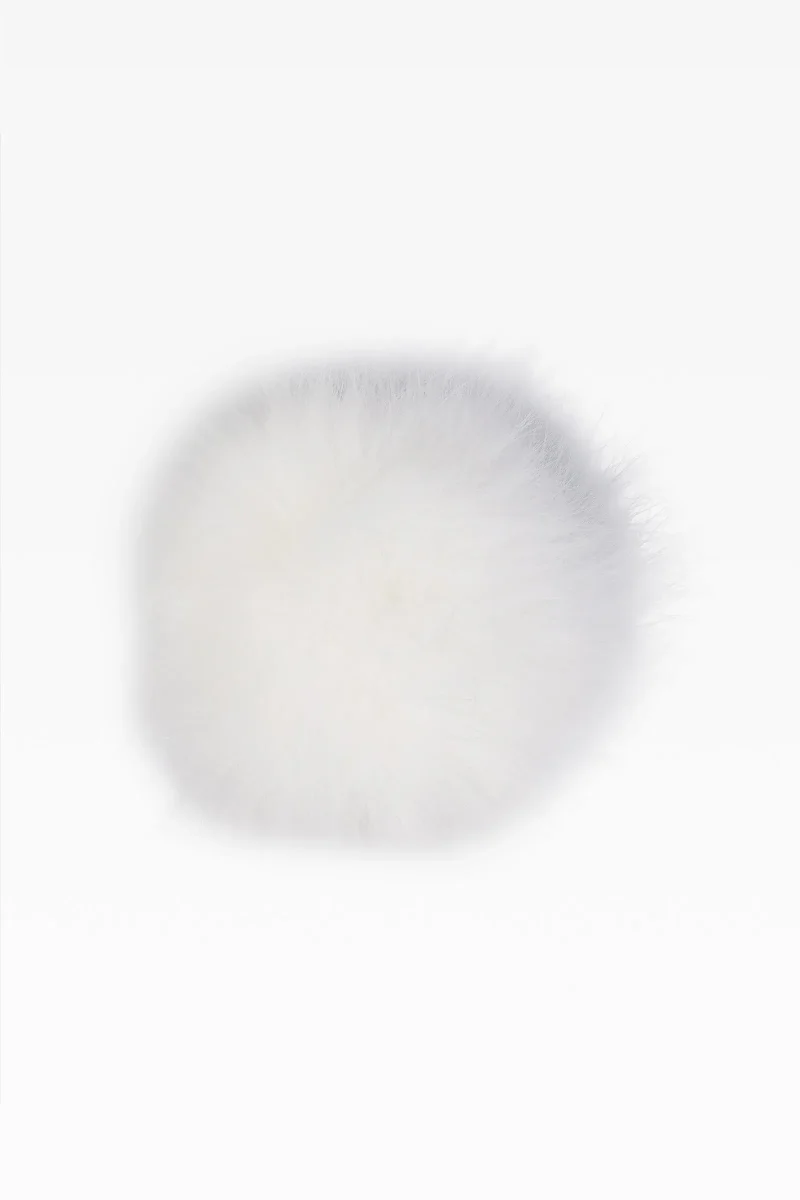 100 soft faux fur white pom pom