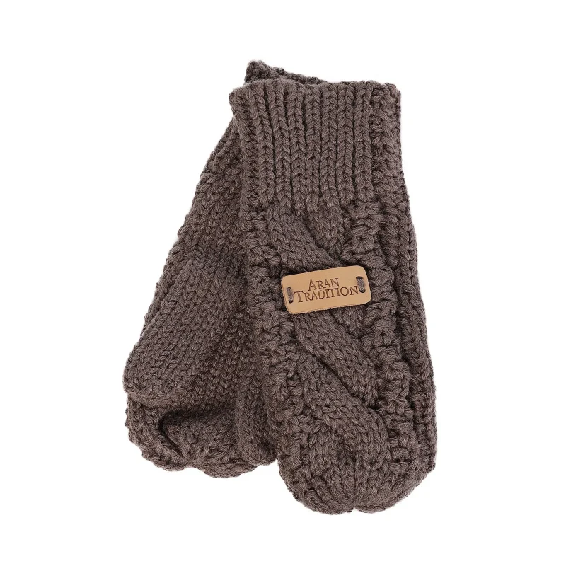 aran cable knit mitten