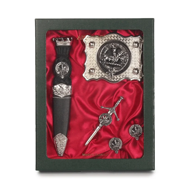 art pewter ferguson clan crest set