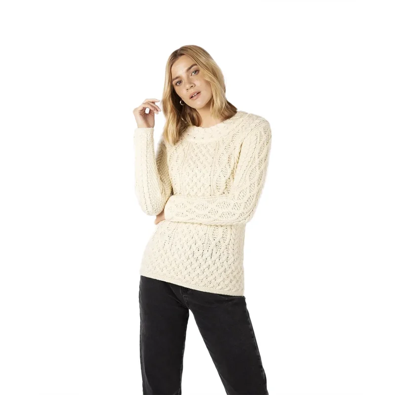 eco friendly spindle knit pullover for women