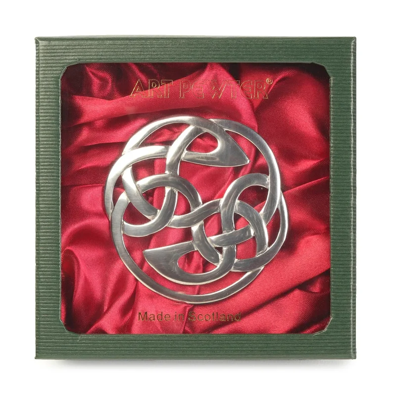 elegant lindisfarne plaid pin brooch