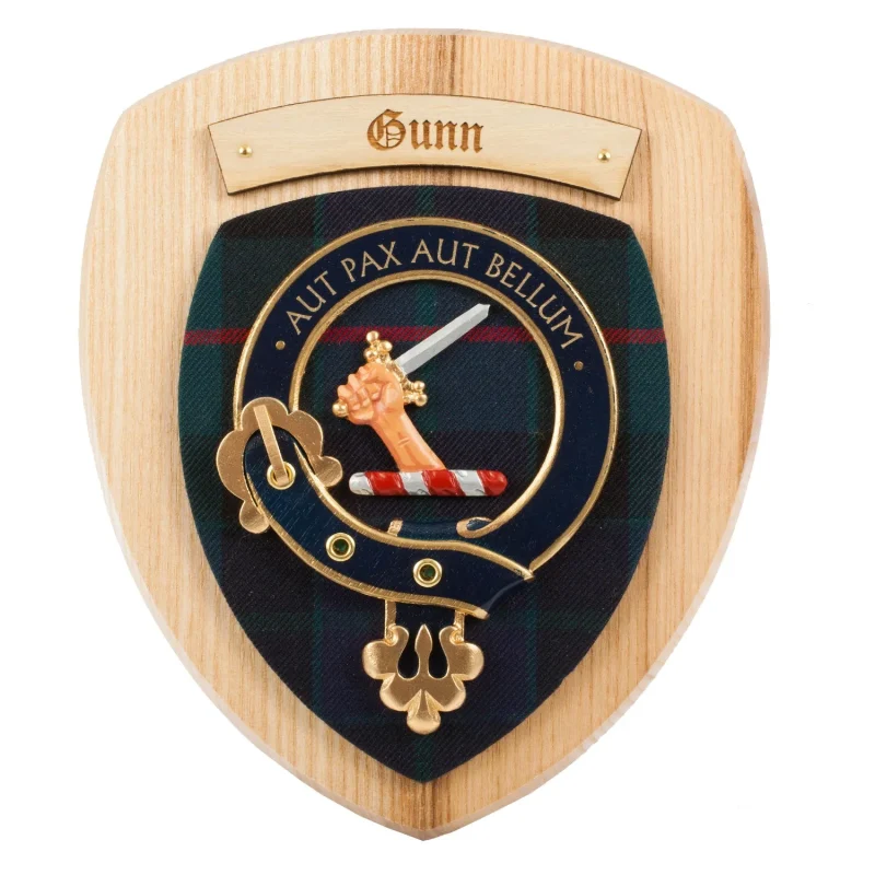 gunn clan wall plaque decor