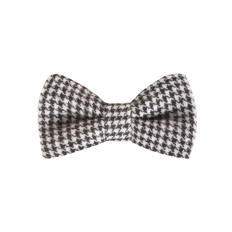 heritage twd bow tie for dogs black white scaled