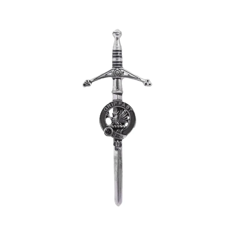 leslie clan kilt pin