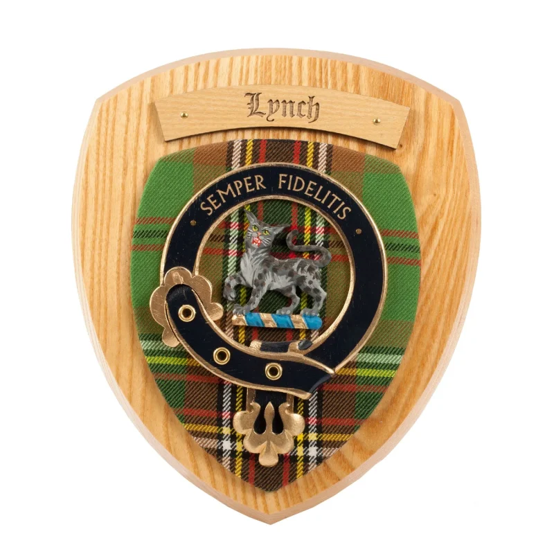 lynch clan wall plaque