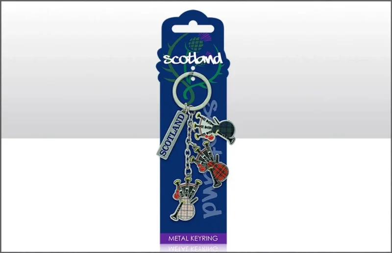 scotch tartan bagpipe keyring charm