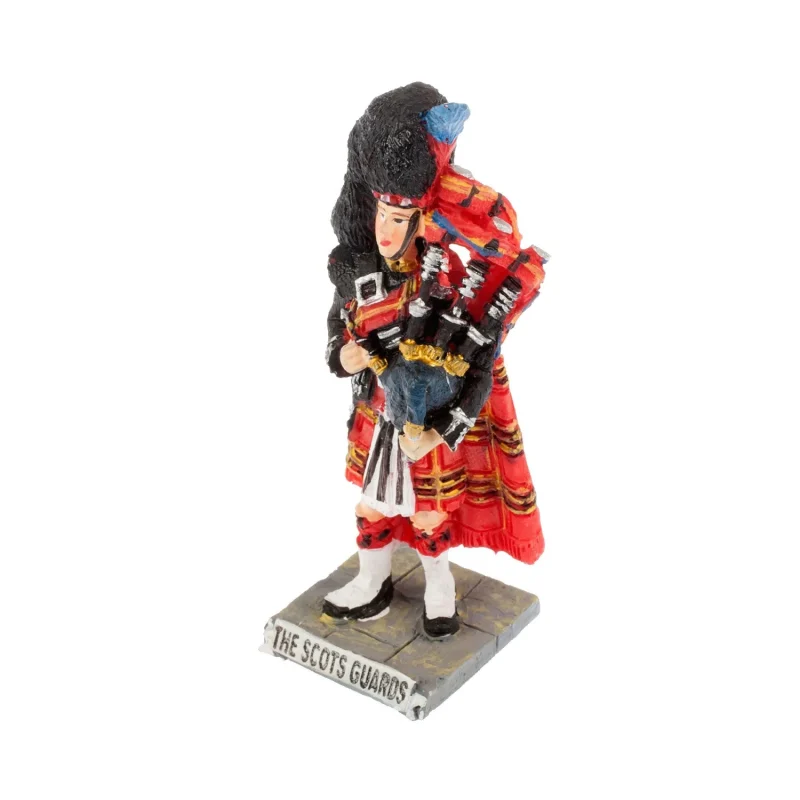 scotts guard piper miniature sculpture