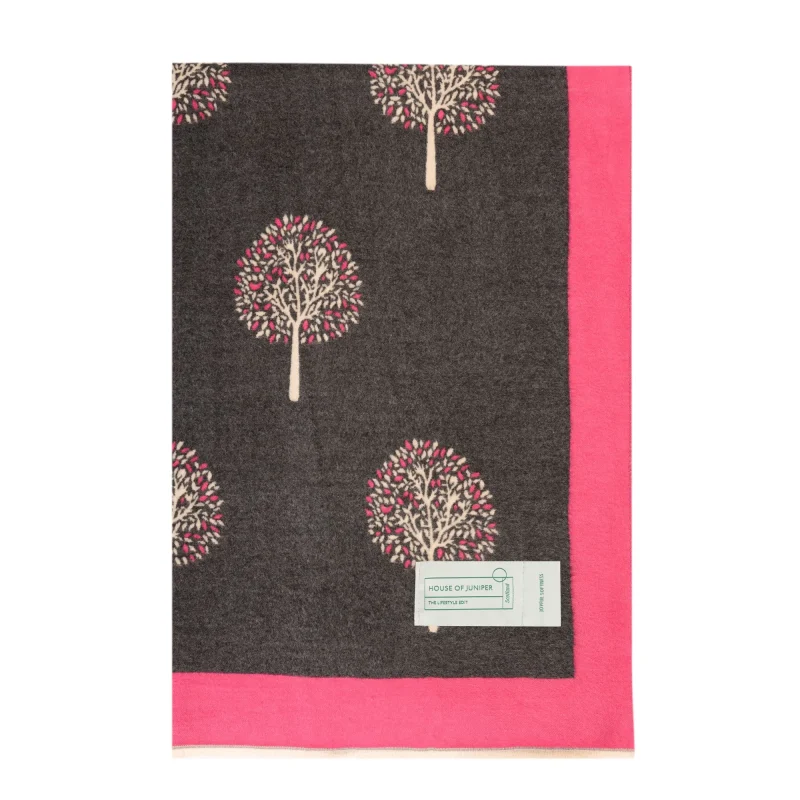 soft grey pink mini tree stole