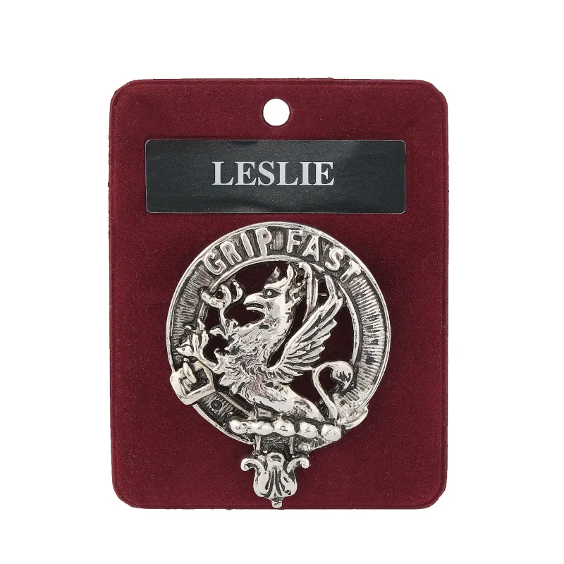 vintage art pewter leslie clan badge