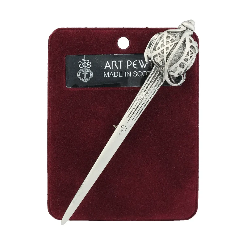 vintage culloden kilt pin for scottish heritage